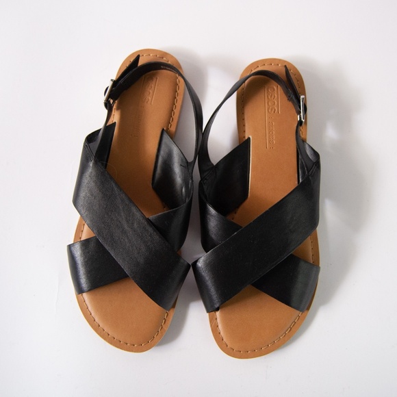 ASOS Sandals in Black Vegan Faux Leather Criss Cross Backstrap - Picture 3 of 9